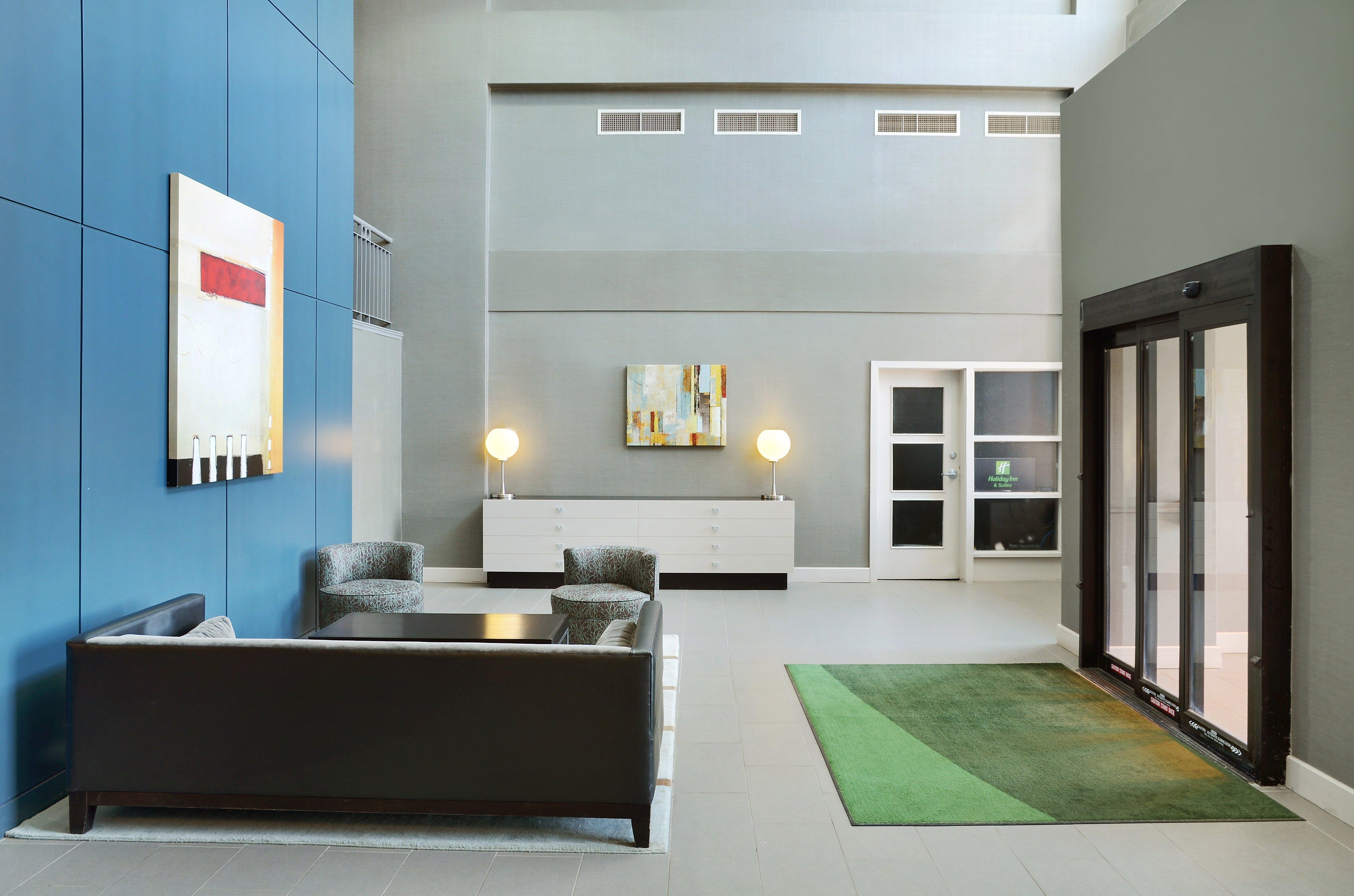 Holiday Inn Hotel & Suites London By Ihg Exterior photo